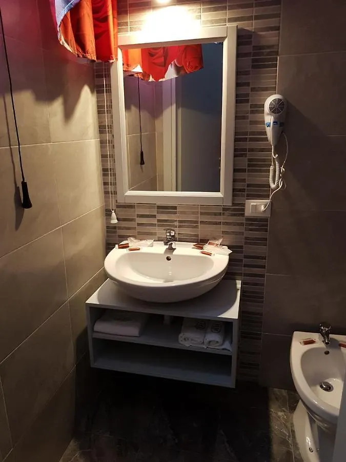 Hotel Metro Naples